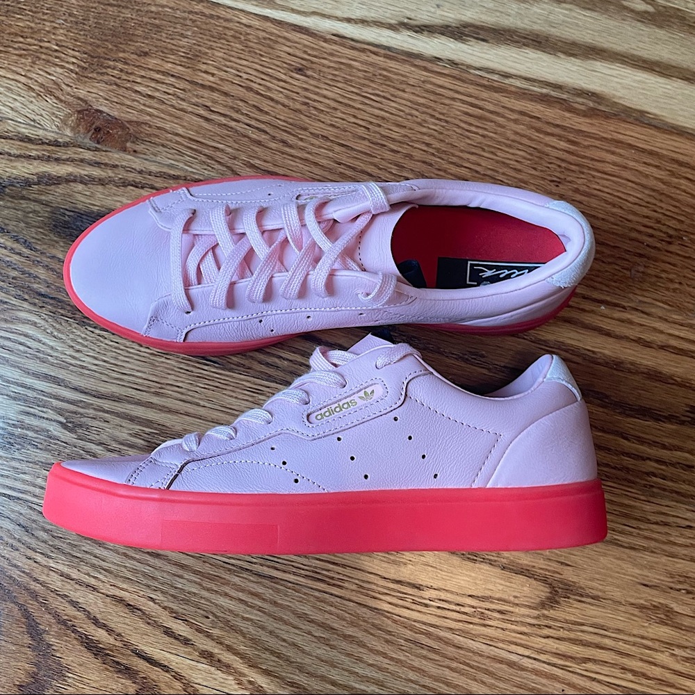 adidas sleek sneakers in diva pink